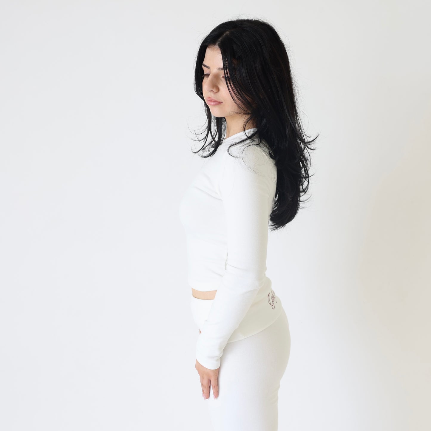‘Aleia’ Long sleeve tee in off white - side view
